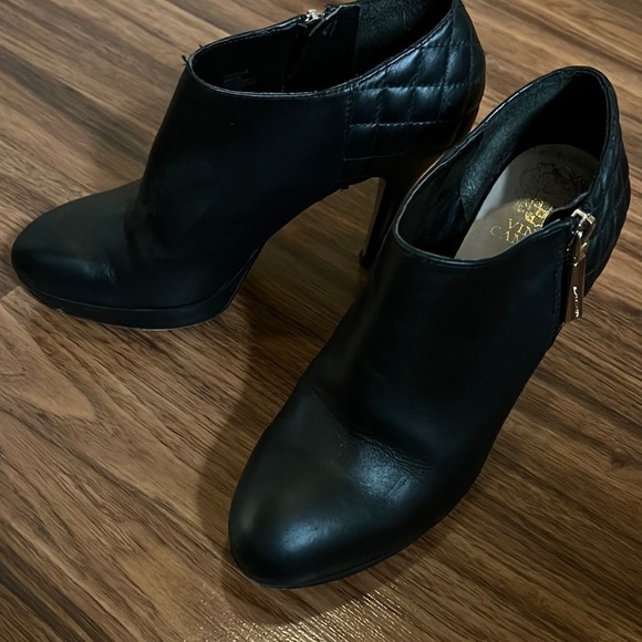 VINCE camuto booties - Picture 1 of 7